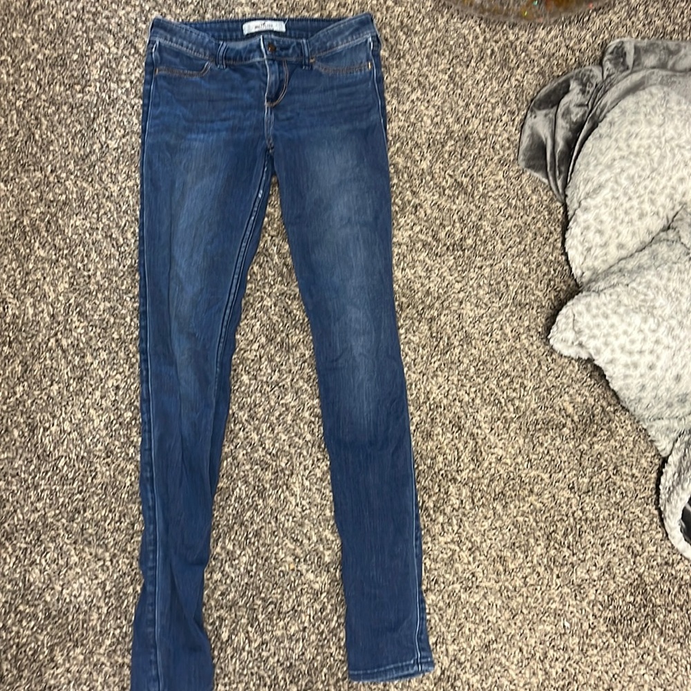 hollister blue jeans